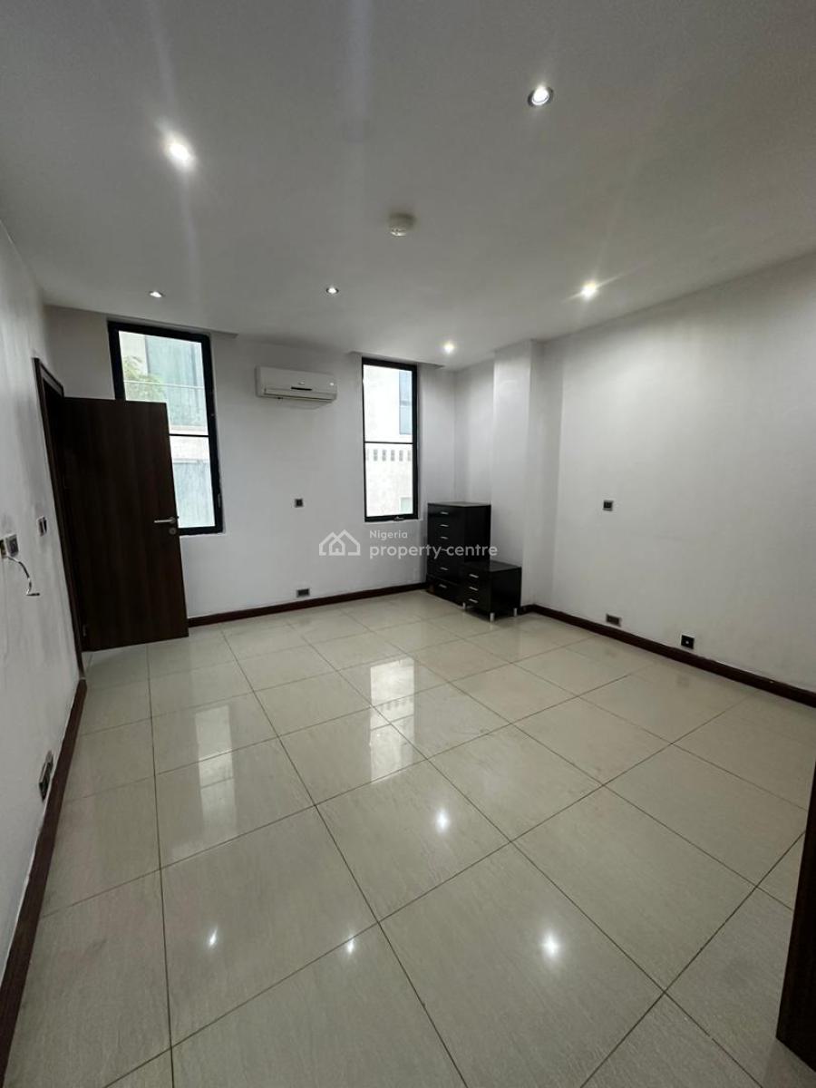 Luxury 3-bedroom Spacious Apartment with Bq on 6th Floor, Ikoyi, Lagos, Flat / Apartment for Rent