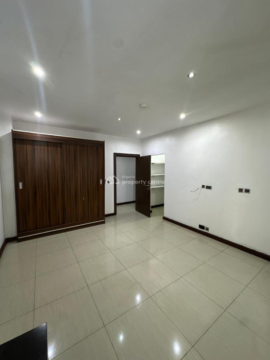 Luxury 3-bedroom Spacious Apartment with Bq on 6th Floor, Ikoyi, Lagos, Flat / Apartment for Rent