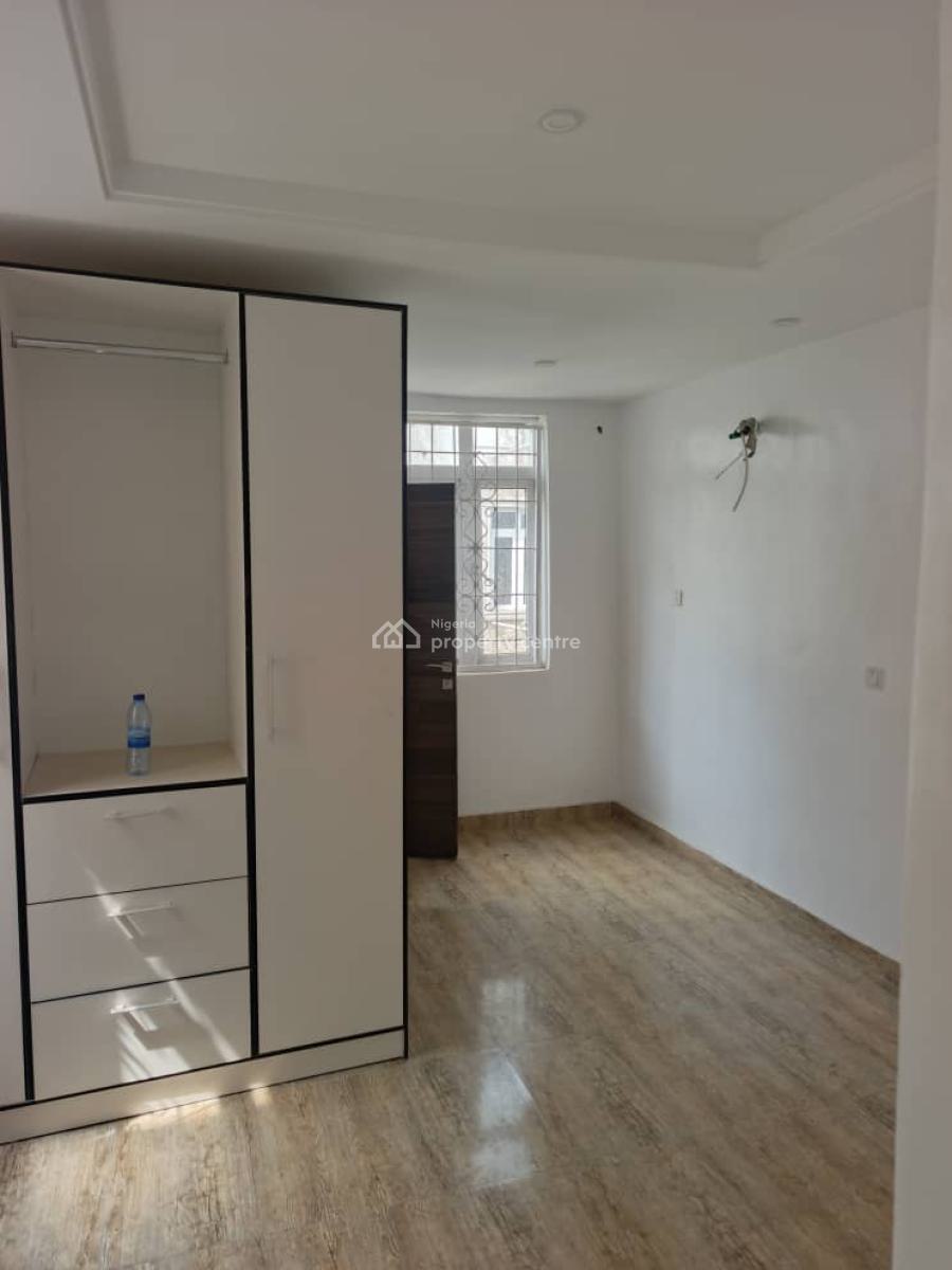 4-bedroom Terrace Duplex, Mobil Road Ilaje, Ajah, Lagos, Terraced Duplex for Rent