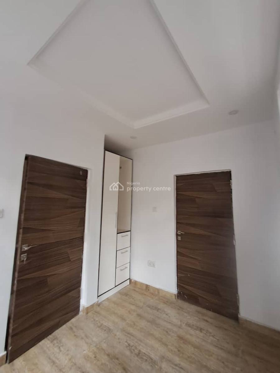 4 Bedrooms Terraced Duplex, Mobil Road,ilaje, Ajah, Lagos, Terraced Duplex for Rent