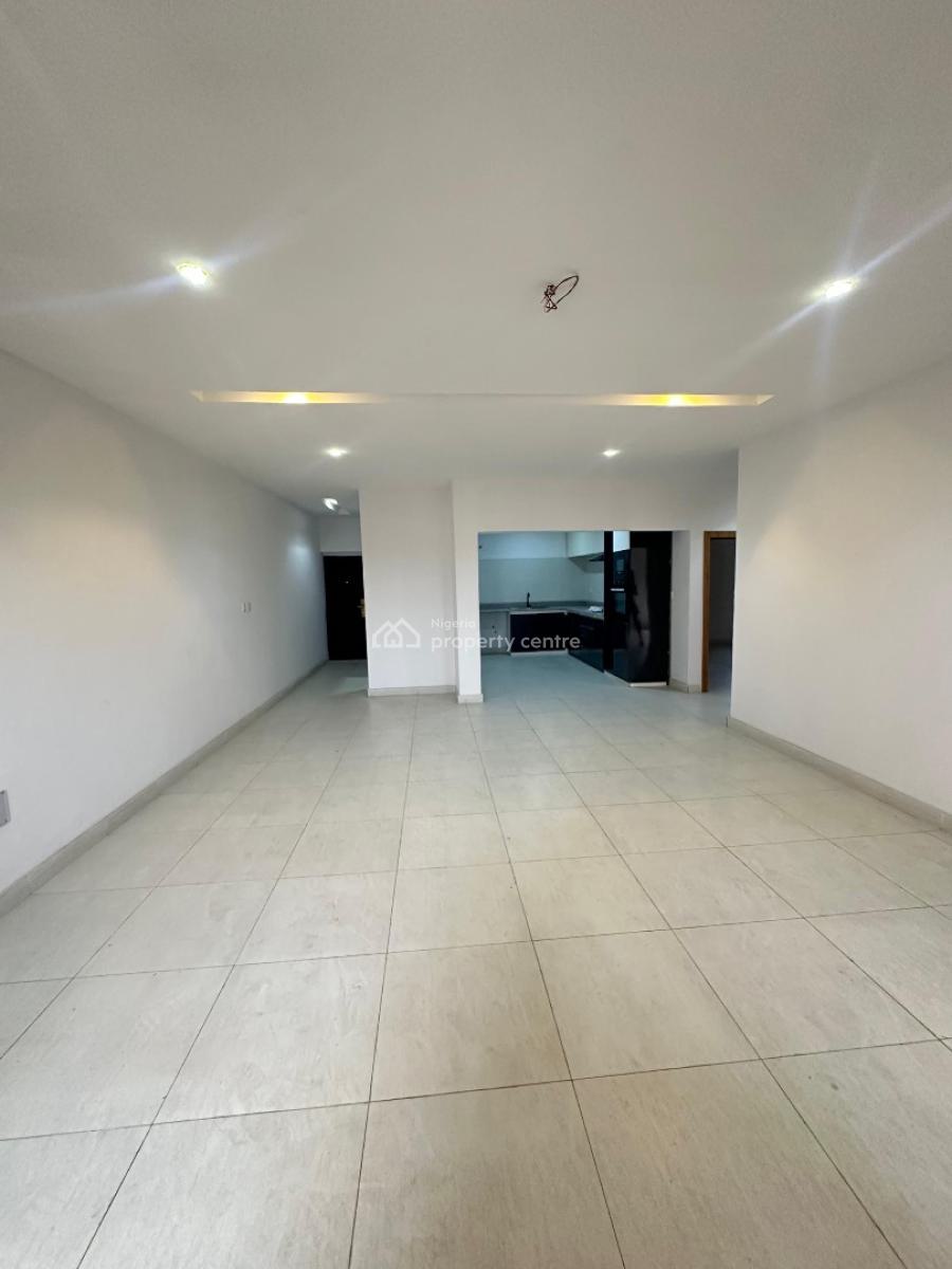 Fully Serviced 2-bedroom Apartment with Pool, Gym & Elevator, Lekki Phase 1, Lekki, Lagos, Flat / Apartment for Sale