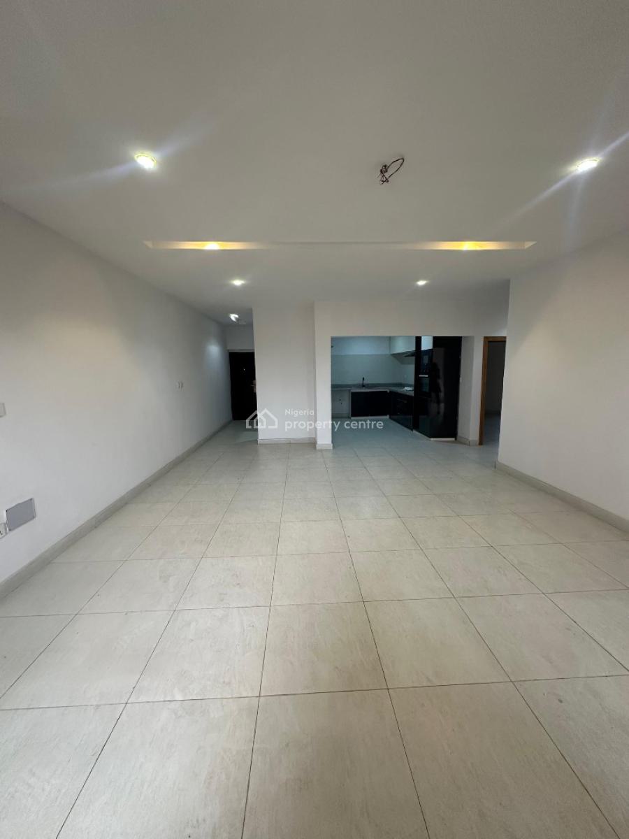 Fully Serviced 2-bedroom Apartment with Pool, Gym & Elevator, Lekki Phase 1, Lekki, Lagos, Flat / Apartment for Sale