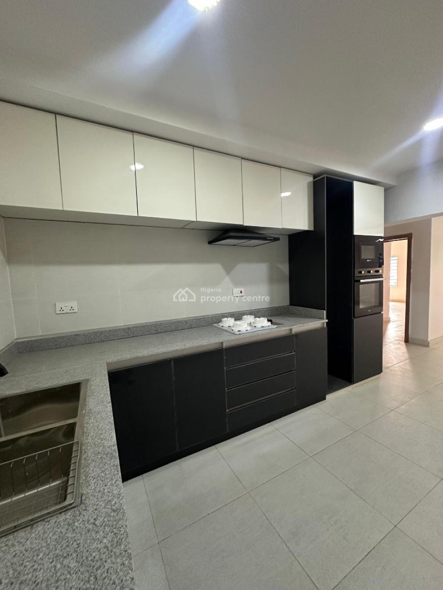 Fully Serviced 2-bedroom Apartment with Pool, Gym & Elevator, Lekki Phase 1, Lekki, Lagos, Flat / Apartment for Sale