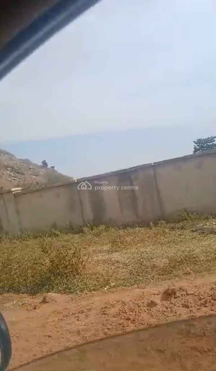 9.2 Hectares Land, City Gate, Kukwaba, Abuja, Mixed-use Land for Sale