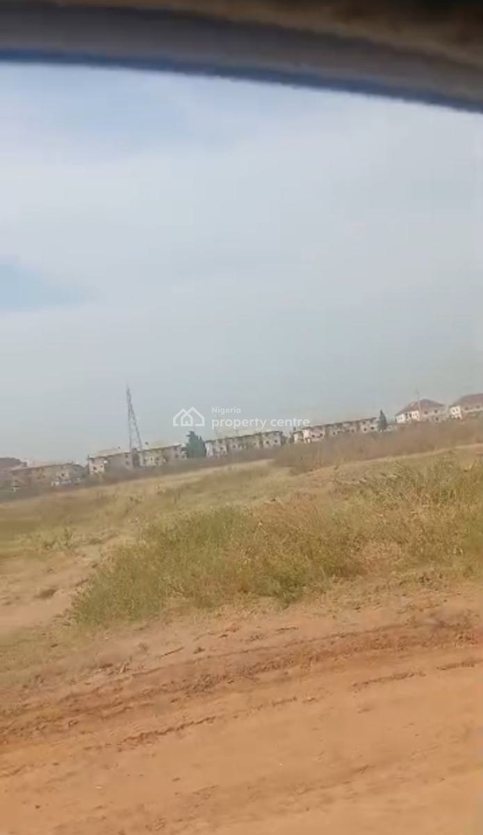 9.2 Hectares Land, City Gate, Kukwaba, Abuja, Mixed-use Land for Sale