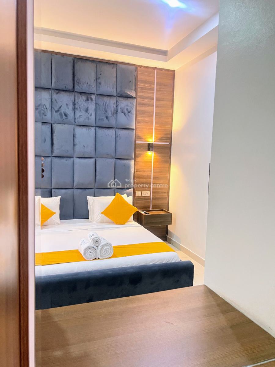 Vacation Amber 1 Bed Apartment, Freedom Way, Lekki Phase 1, Lekki, Lagos, Flat / Apartment Short Let