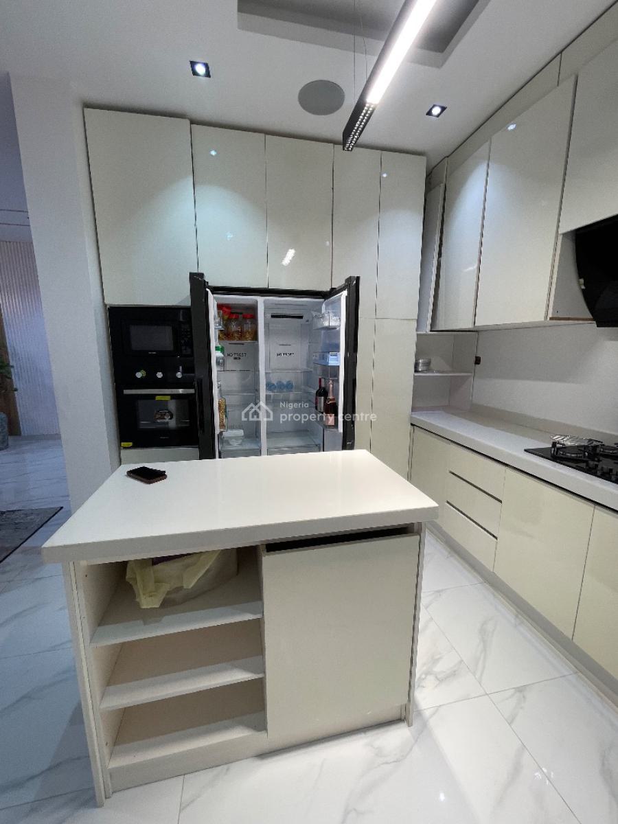 Fully Furnished 2 Bedroom Apartment, Freedom Way, Lekki Phase 1, Lekki, Lagos, Flat / Apartment for Sale