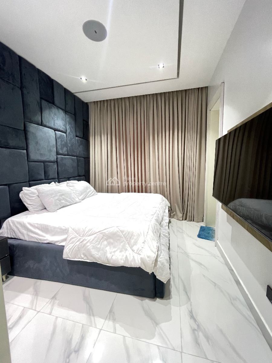Fully Furnished 2 Bedroom Apartment, Freedom Way, Lekki Phase 1, Lekki, Lagos, Flat / Apartment for Sale