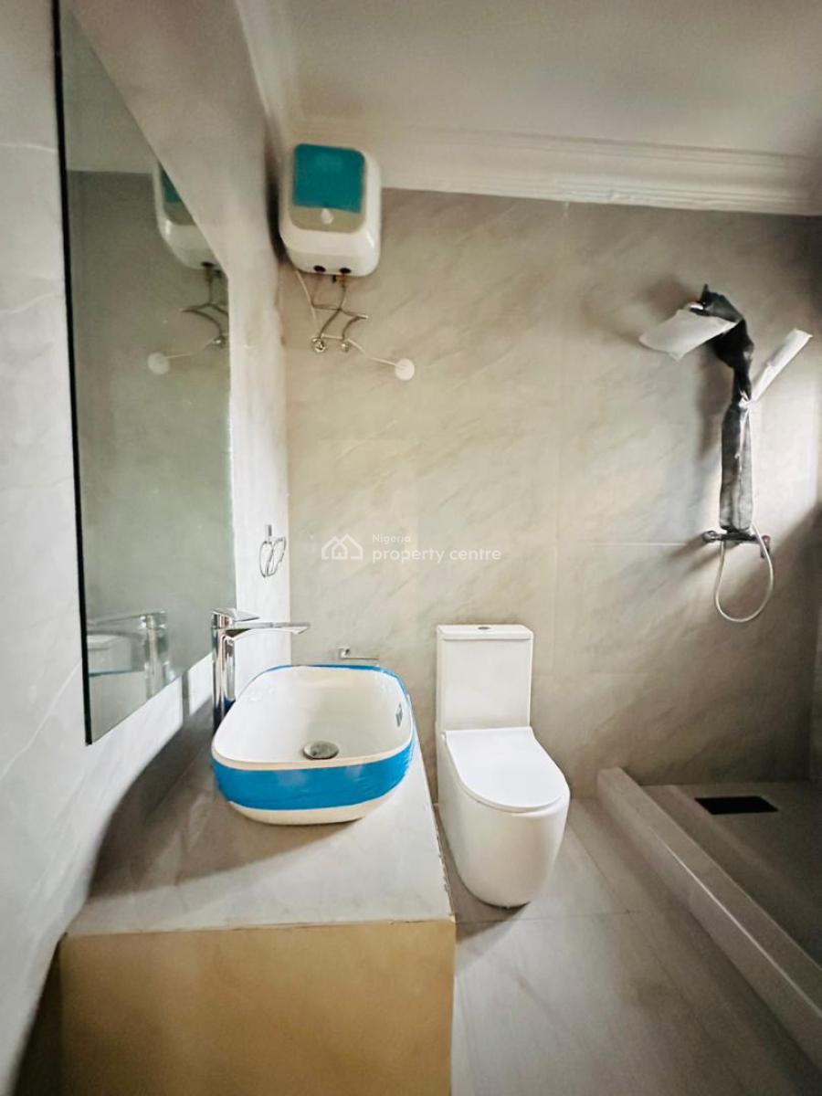 Elegantly Built 3 Bedroom Apartment with Bq ,pool , Gym & Elevator, Lekki Phase 1, Lekki, Lagos, Flat / Apartment for Rent