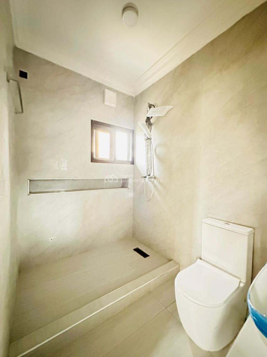 Elegantly Built 3 Bedroom Apartment with Bq ,pool , Gym & Elevator, Lekki Phase 1, Lekki, Lagos, Flat / Apartment for Rent