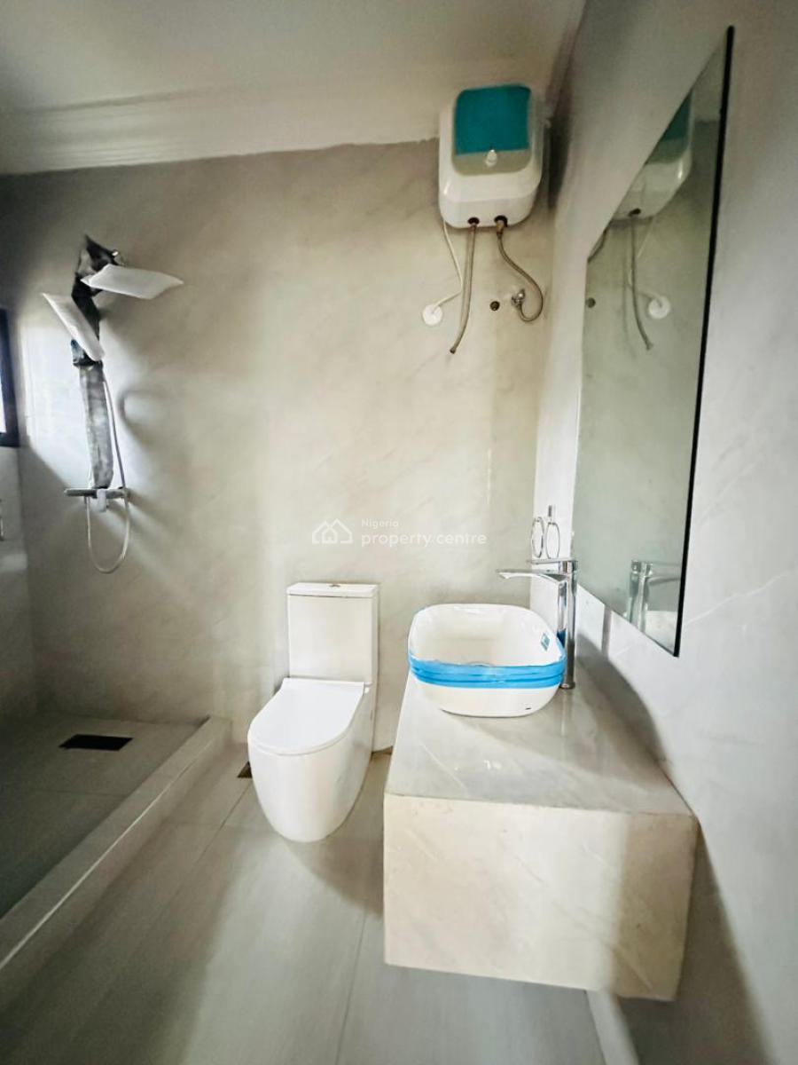 Elegantly Built 3 Bedroom Apartment with Bq ,pool , Gym & Elevator, Lekki Phase 1, Lekki, Lagos, Flat / Apartment for Rent