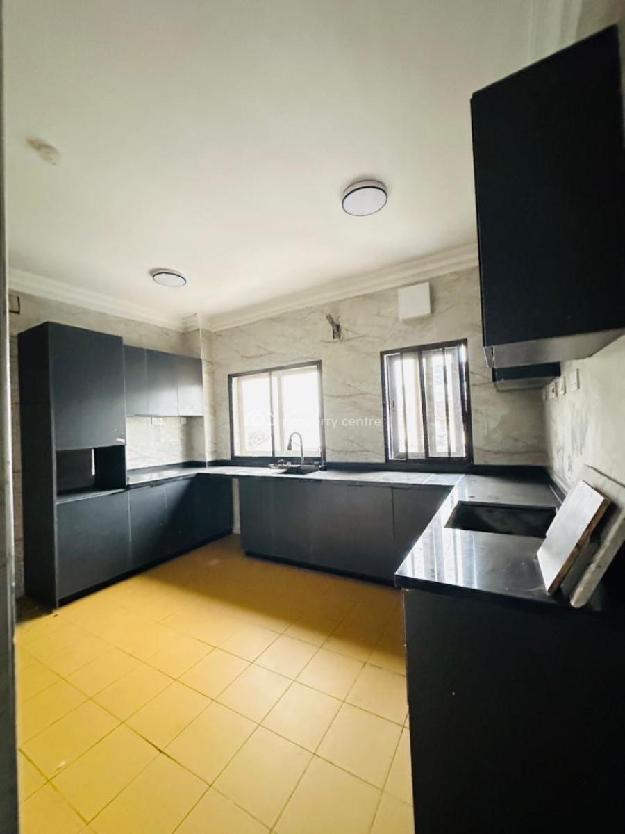 Elegantly Built 3 Bedroom Apartment with Bq ,pool , Gym & Elevator, Lekki Phase 1, Lekki, Lagos, Flat / Apartment for Rent