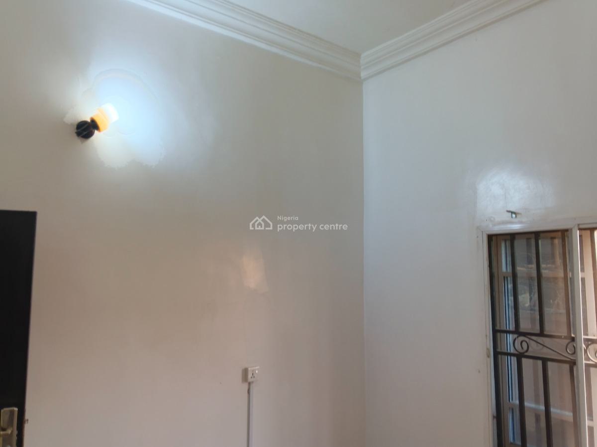 Self Contain on a Tarred Estate, News Engineering, Dawaki, Gwarinpa, Abuja, Self Contain (single Rooms) for Rent