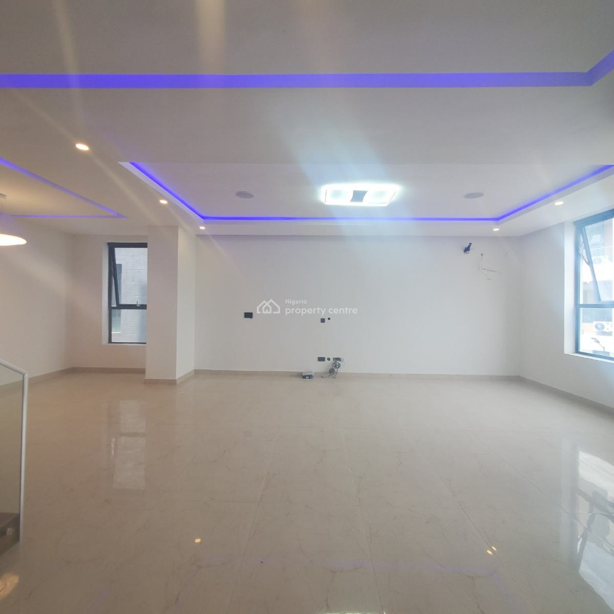 Magnificent 4bedroom Maisonette with a Pool, Lekki Phase 1, Lekki, Lagos, Flat / Apartment for Sale