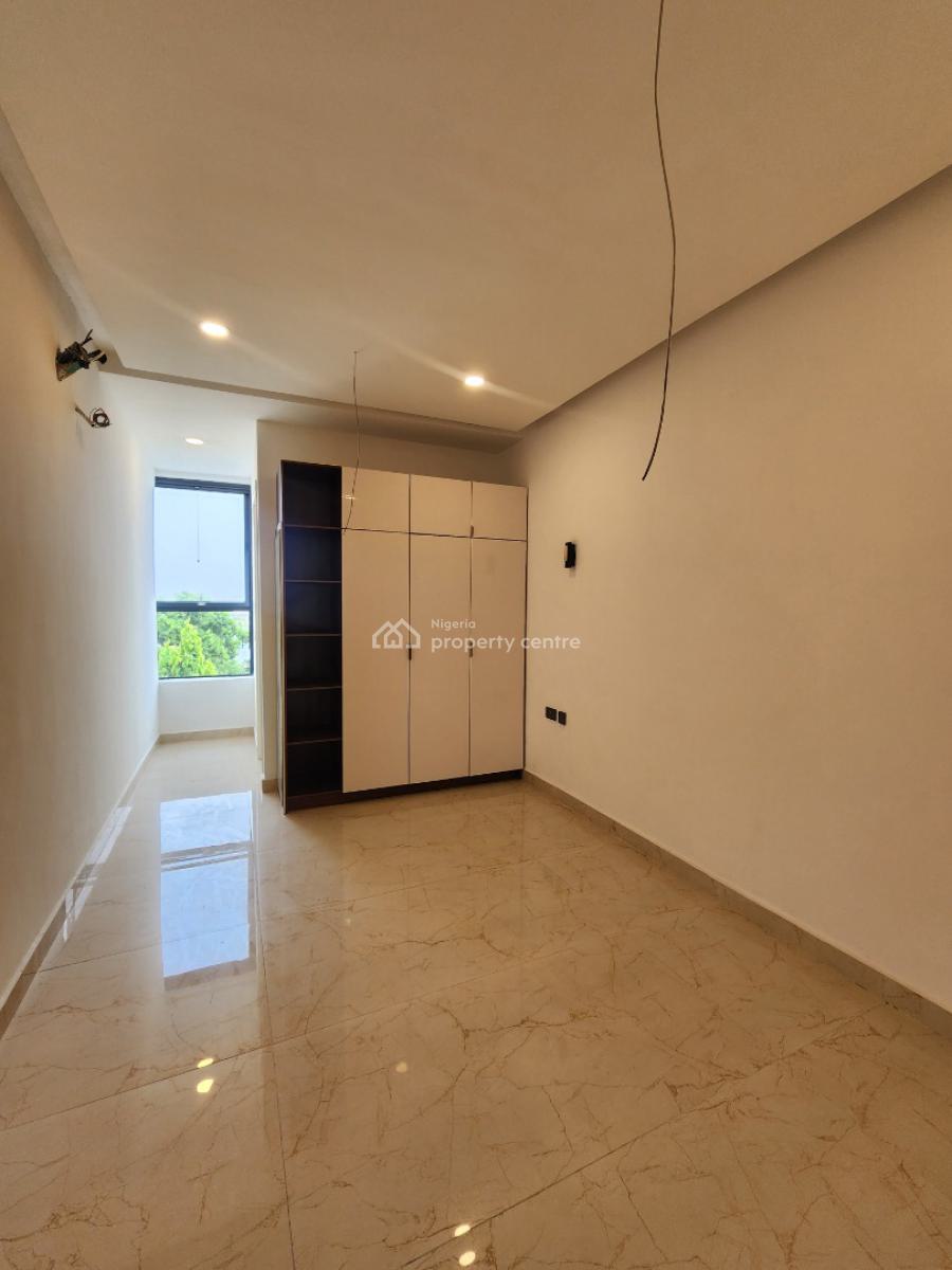 Luxury 4 Bedroom Maisonette with a Bq, & Pool, Lekki Phase 1, Lekki, Lagos, Flat / Apartment for Sale