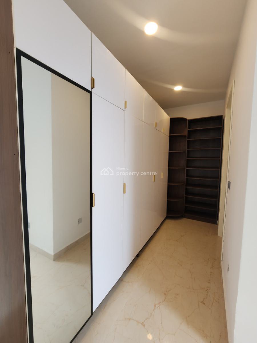 Luxury 4 Bedroom Maisonette with a Bq, & Pool, Lekki Phase 1, Lekki, Lagos, Flat / Apartment for Sale