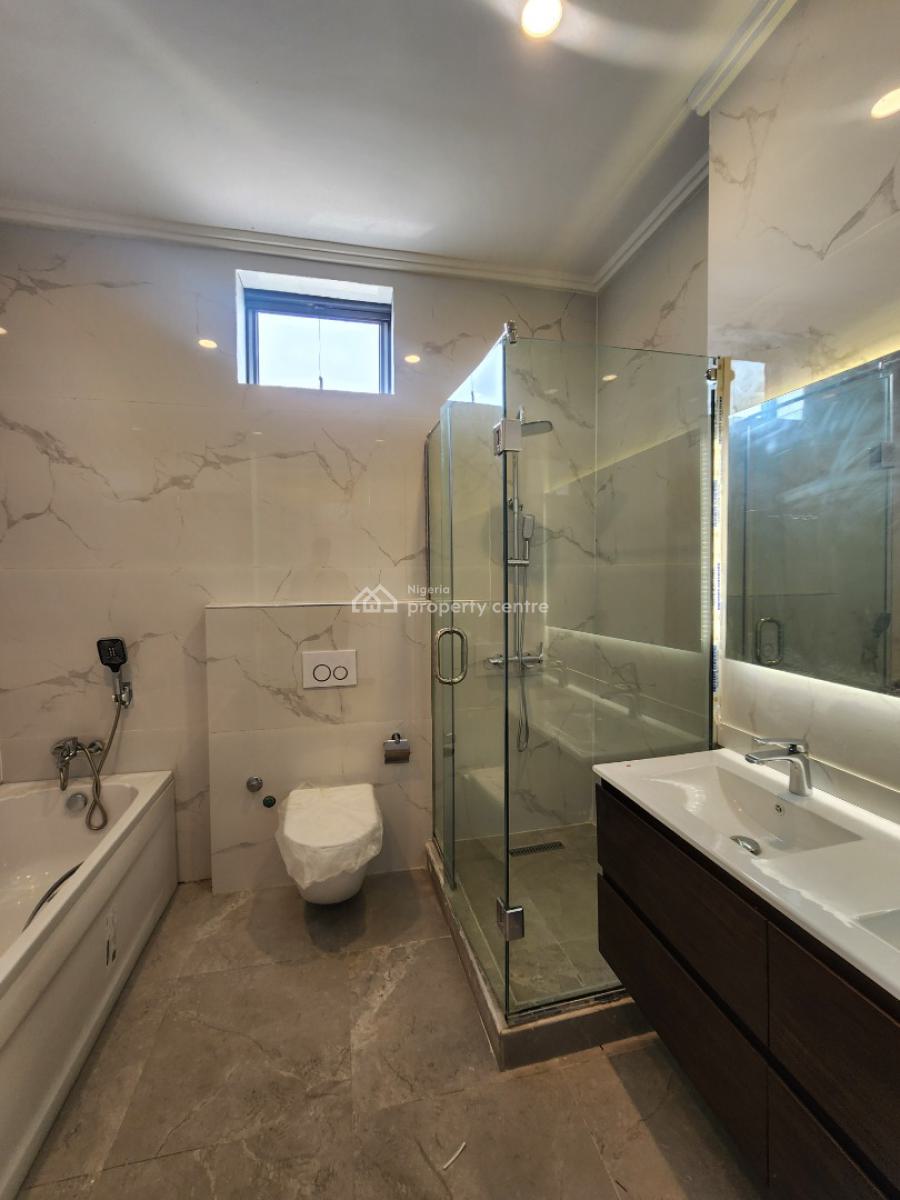 Luxury 4 Bedroom Maisonette with a Bq, & Pool, Lekki Phase 1, Lekki, Lagos, Flat / Apartment for Sale