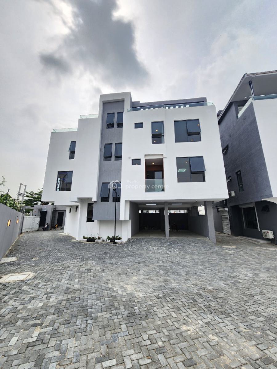 Luxury 4 Bedroom Maisonette with a Bq, & Pool, Lekki Phase 1, Lekki, Lagos, Flat / Apartment for Sale