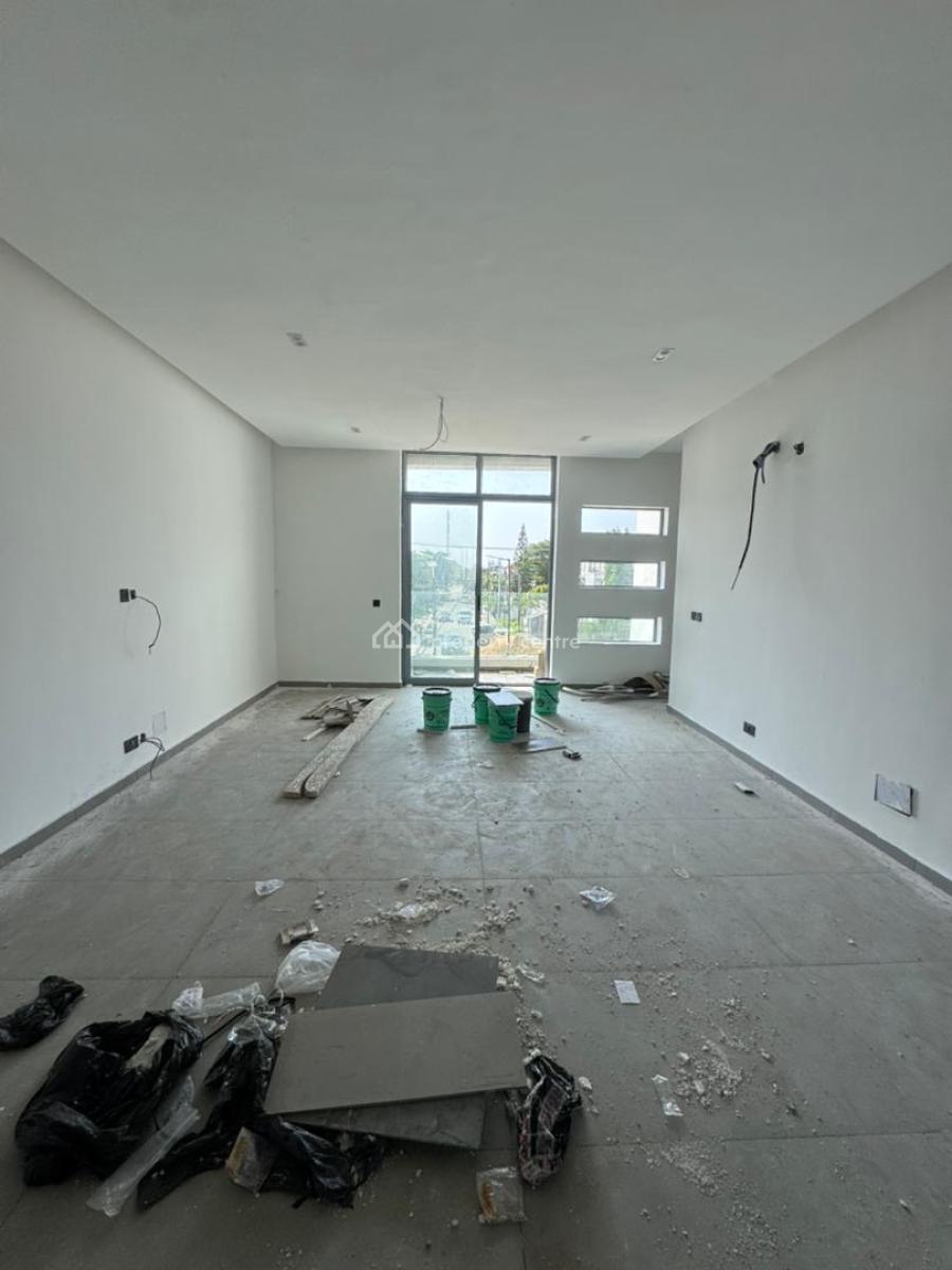 Aesthetically Pleasing 4-bedroom  Self Compound Terrace Duplex Bq, Lekki Phase 1, Lekki, Lagos, Terraced Duplex for Sale