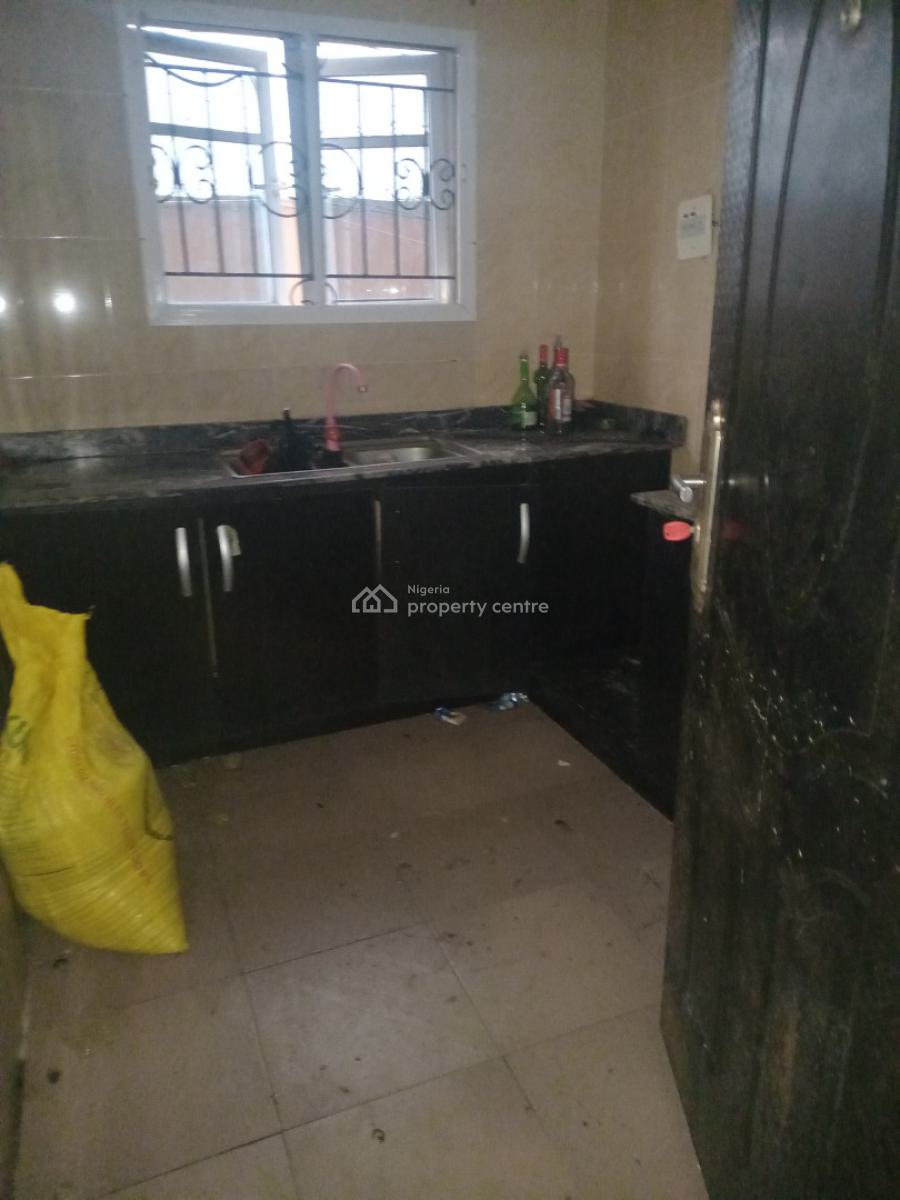 Neatly Used Mini Flat Downstairs Apartment Spacious, Unity Estate New Road Gbetu, Awoyaya, Ibeju Lekki, Lagos, Mini Flat (room and Parlour) for Rent