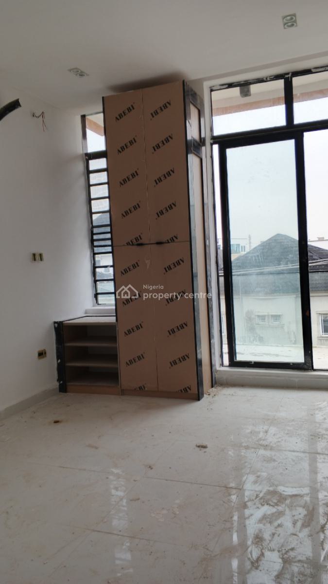 Luxury 2 Bedroom Flat, Ologolo, Lekki, Lagos, Flat / Apartment for Sale