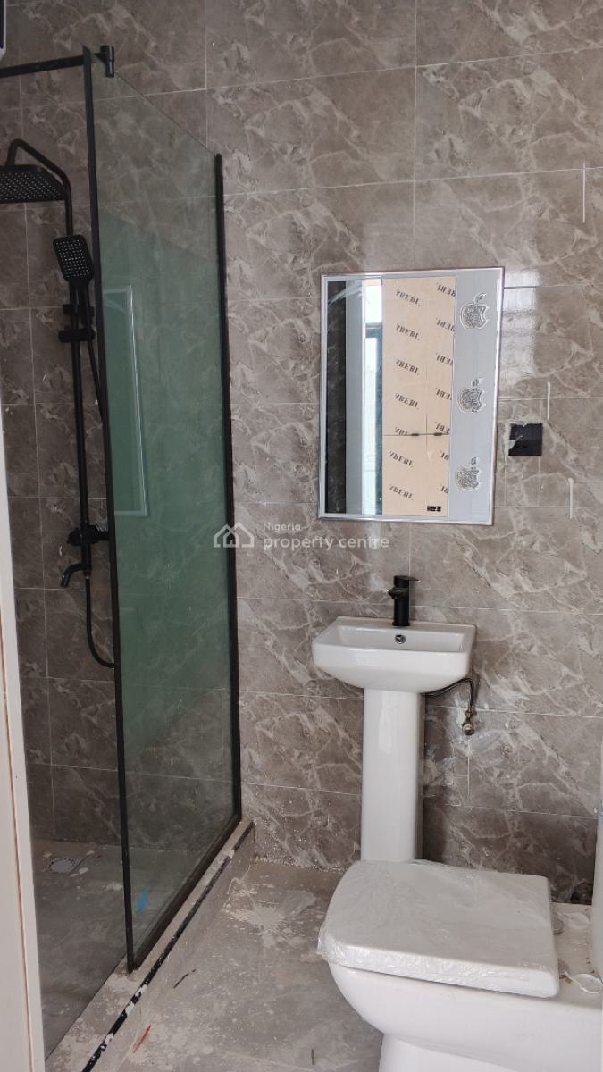 Luxury 2 Bedroom Flat, Ologolo, Lekki, Lagos, Flat / Apartment for Sale