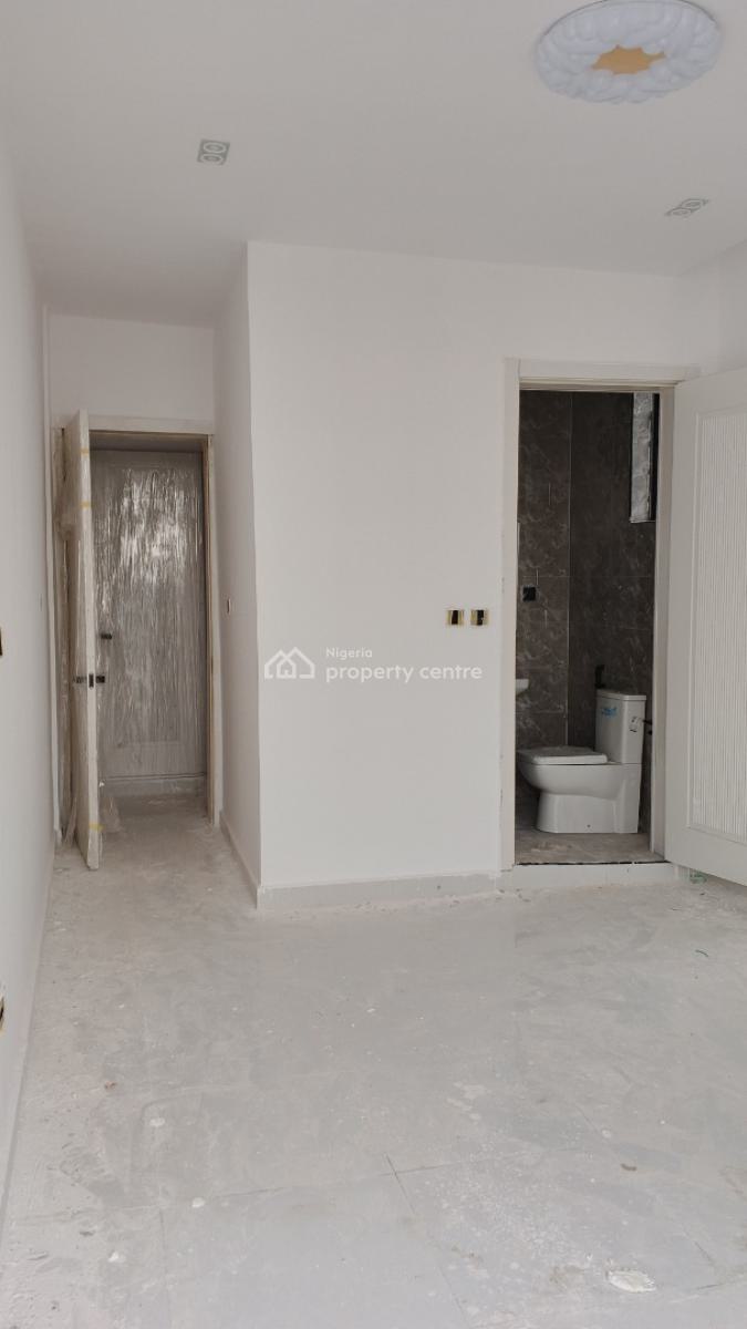 Luxury 2 Bedroom Flat, Ologolo, Lekki, Lagos, Flat / Apartment for Sale