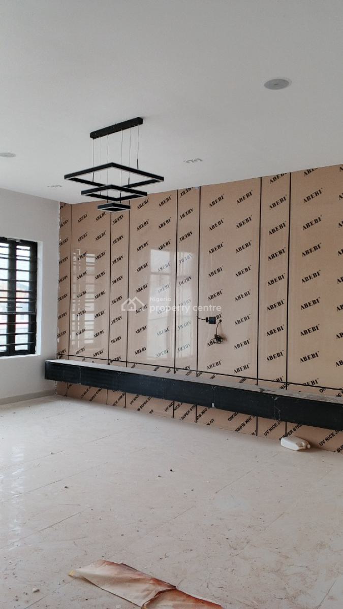 Luxury 2 Bedroom Flat, Ologolo, Lekki, Lagos, Flat / Apartment for Sale