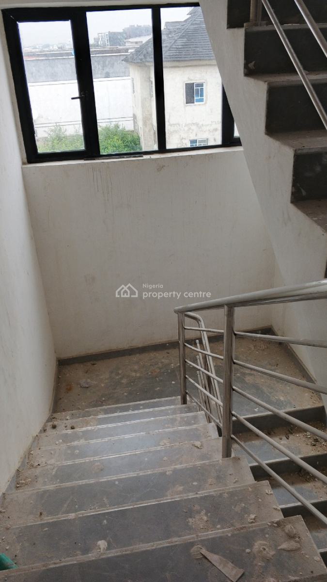 Luxury 2 Bedroom Flat, Ologolo, Lekki, Lagos, Flat / Apartment for Sale