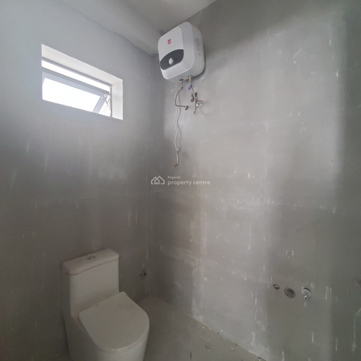 Gorgeous 3 Bedroom Apartment with a Pool and Elevator, Lekki Phase 1, Lekki, Lagos, Flat / Apartment for Sale