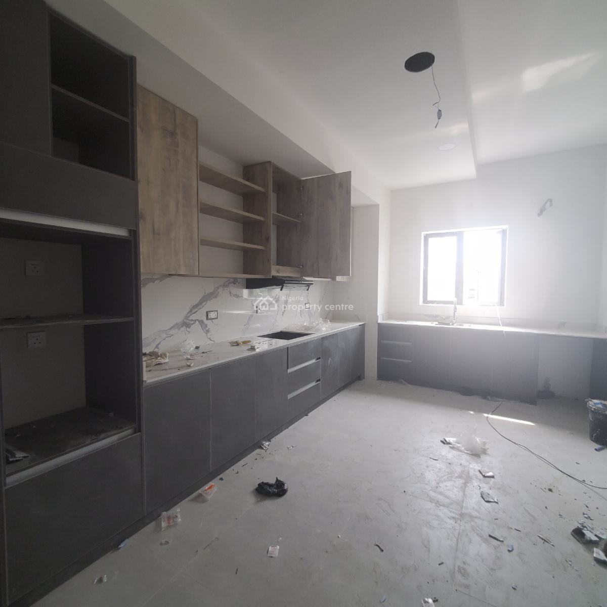 Gorgeous 3 Bedroom Apartment with a Pool and Elevator, Lekki Phase 1, Lekki, Lagos, Flat / Apartment for Sale
