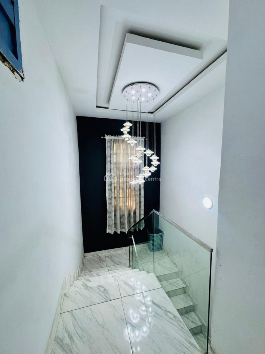 Beautiful 3 Bedroom Partly Furnished Duplex, Bq, Office/ Residence, Wuse 2, Abuja, Terraced Duplex for Sale