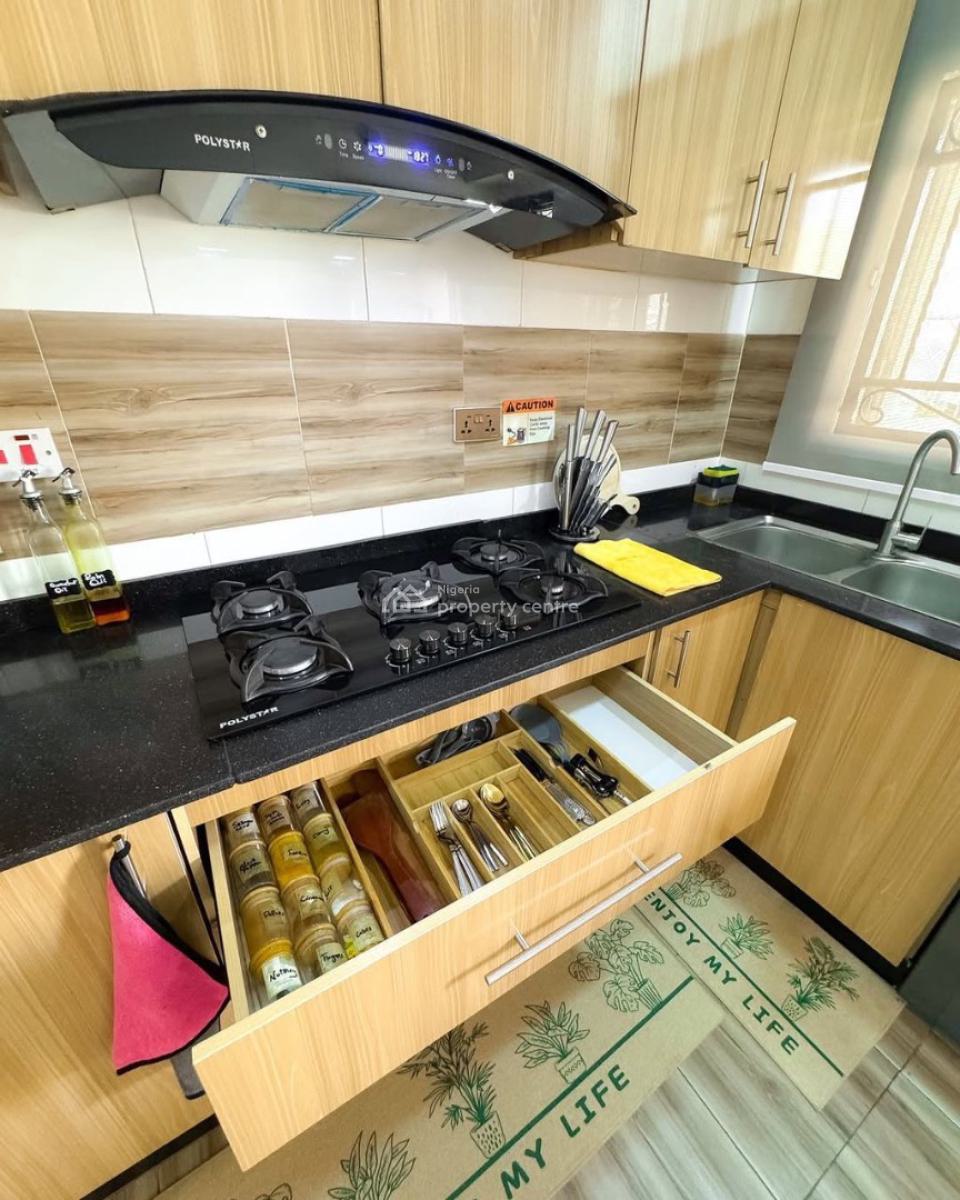 Luxury 2 Bedroom Apartment with Excellent Features, Durumi, Abuja, Flat / Apartment Short Let