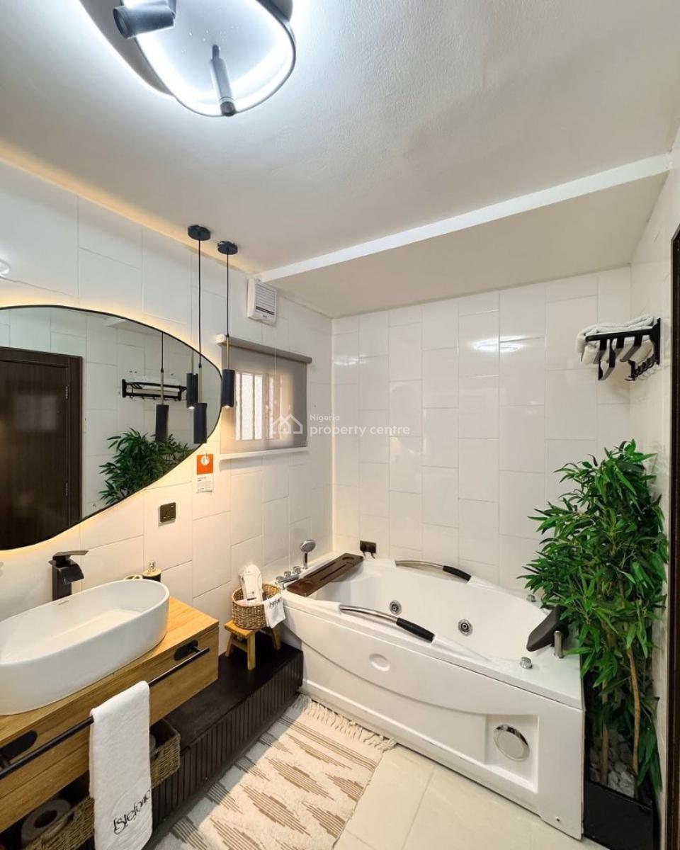 Luxury 2 Bedroom Apartment with Excellent Features, Durumi, Abuja, Flat / Apartment Short Let