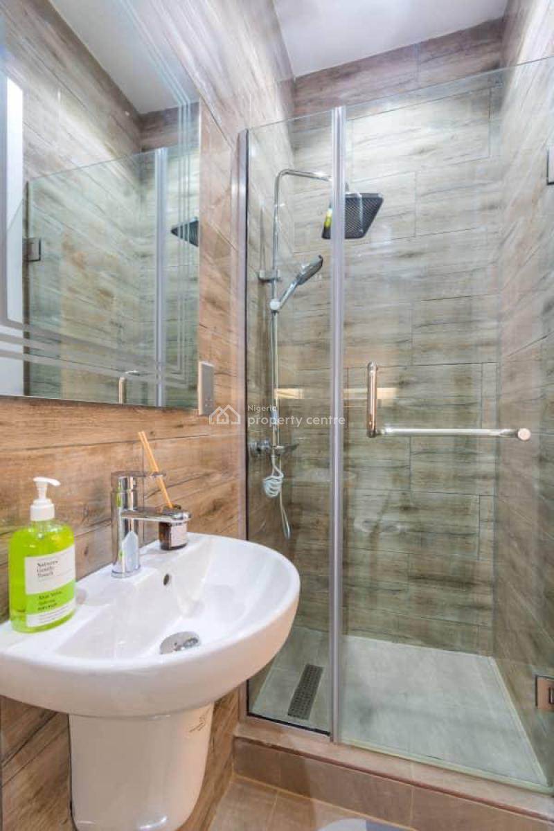 2 Bedroom Loft Apartment with Pool Gym Elevator, Lekki Phase 1, Lekki, Lagos, Flat / Apartment Short Let