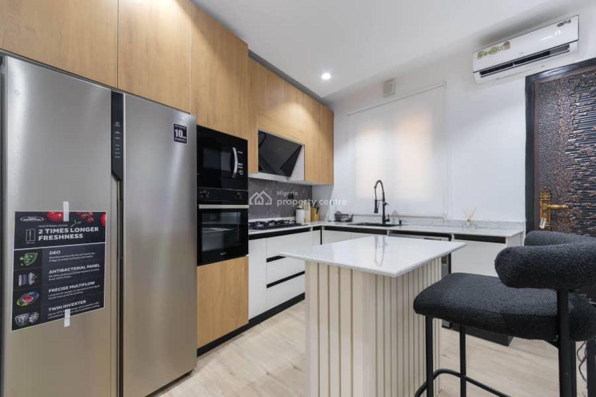 2 Bedroom Loft Apartment with Pool Gym Elevator, Lekki Phase 1, Lekki, Lagos, Flat / Apartment Short Let