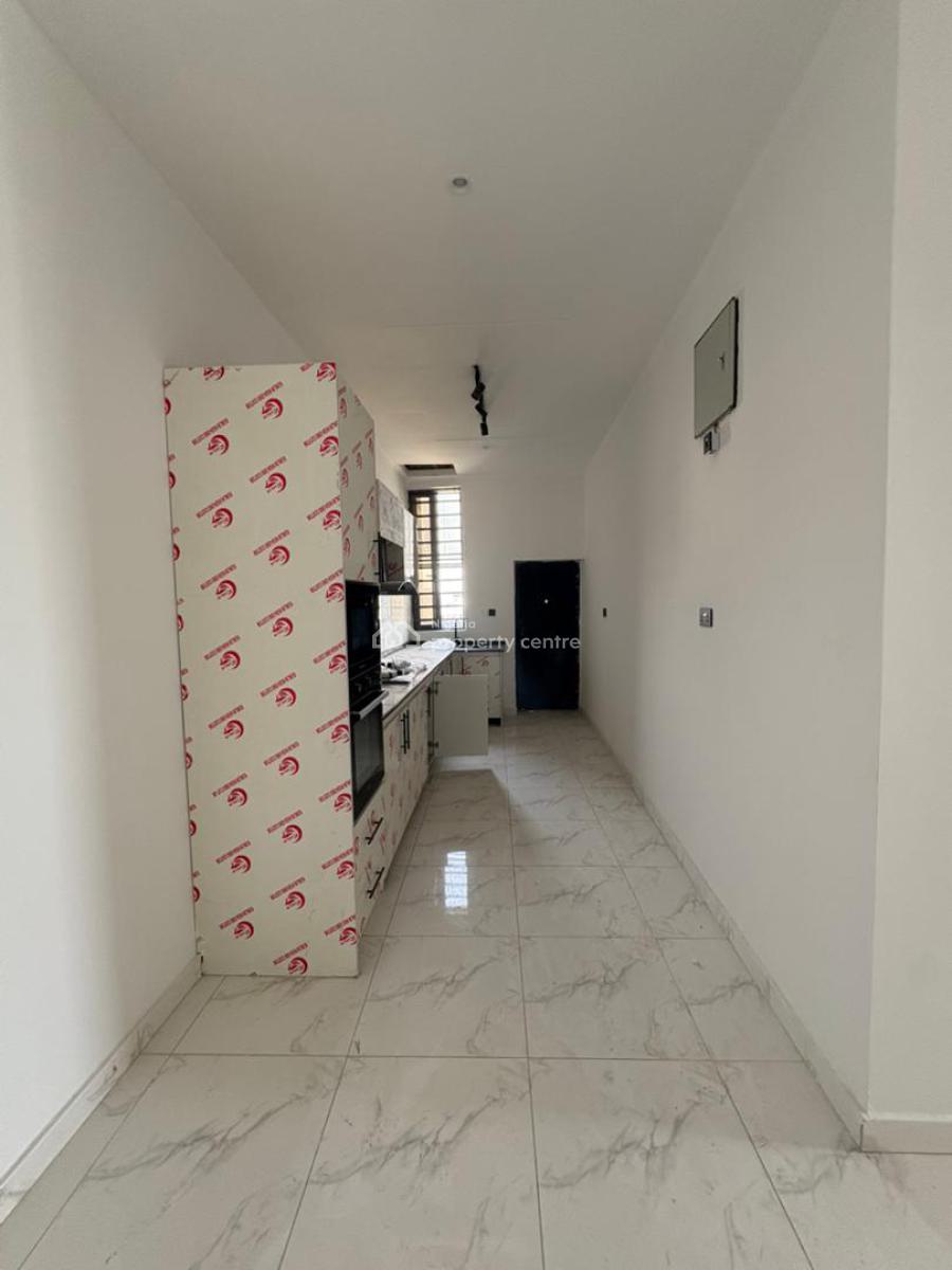 2 Bedroom Apartment, Ologolo, Lekki, Lagos, Flat / Apartment for Sale
