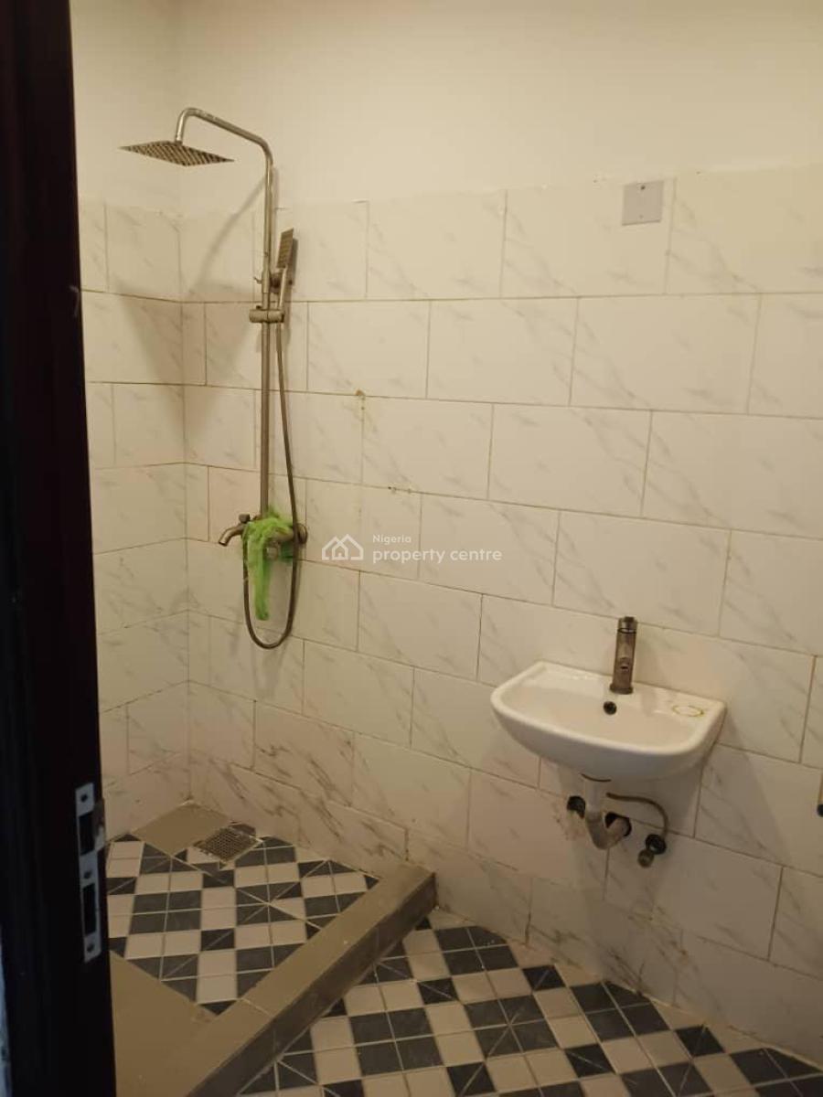 Standard Single Room Self Contain Shared Aptartment, Orchid Road, Lekki, Lagos, Self Contain (single Rooms) for Rent