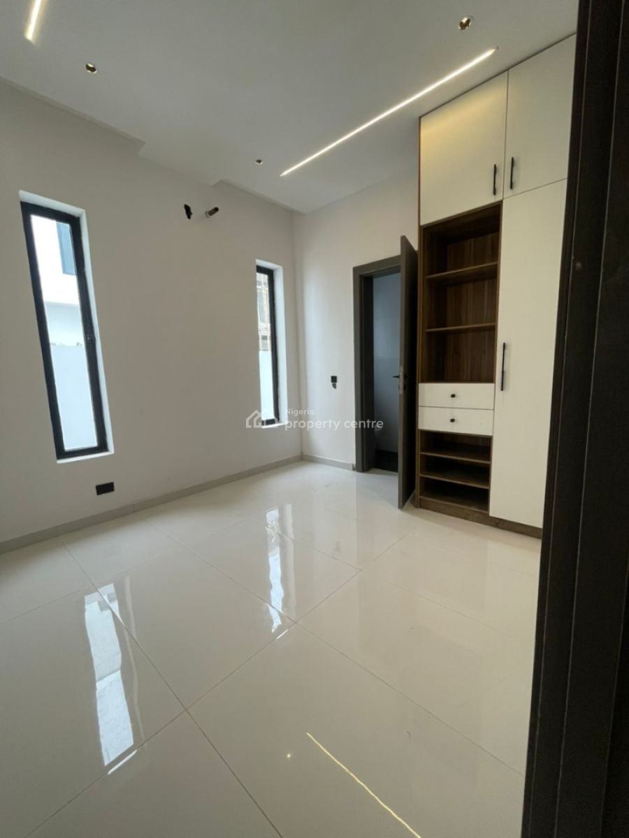 5 Bedrooms Fully-detached Duplex, Ajah, Lagos, Detached Duplex for Sale