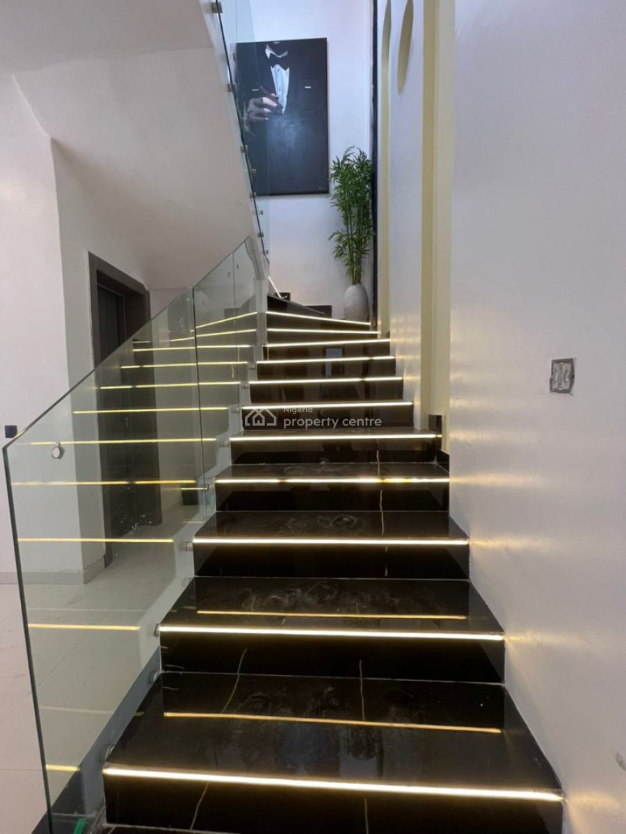 5 Bedrooms Fully-detached Duplex, Ajah, Lagos, Detached Duplex for Sale