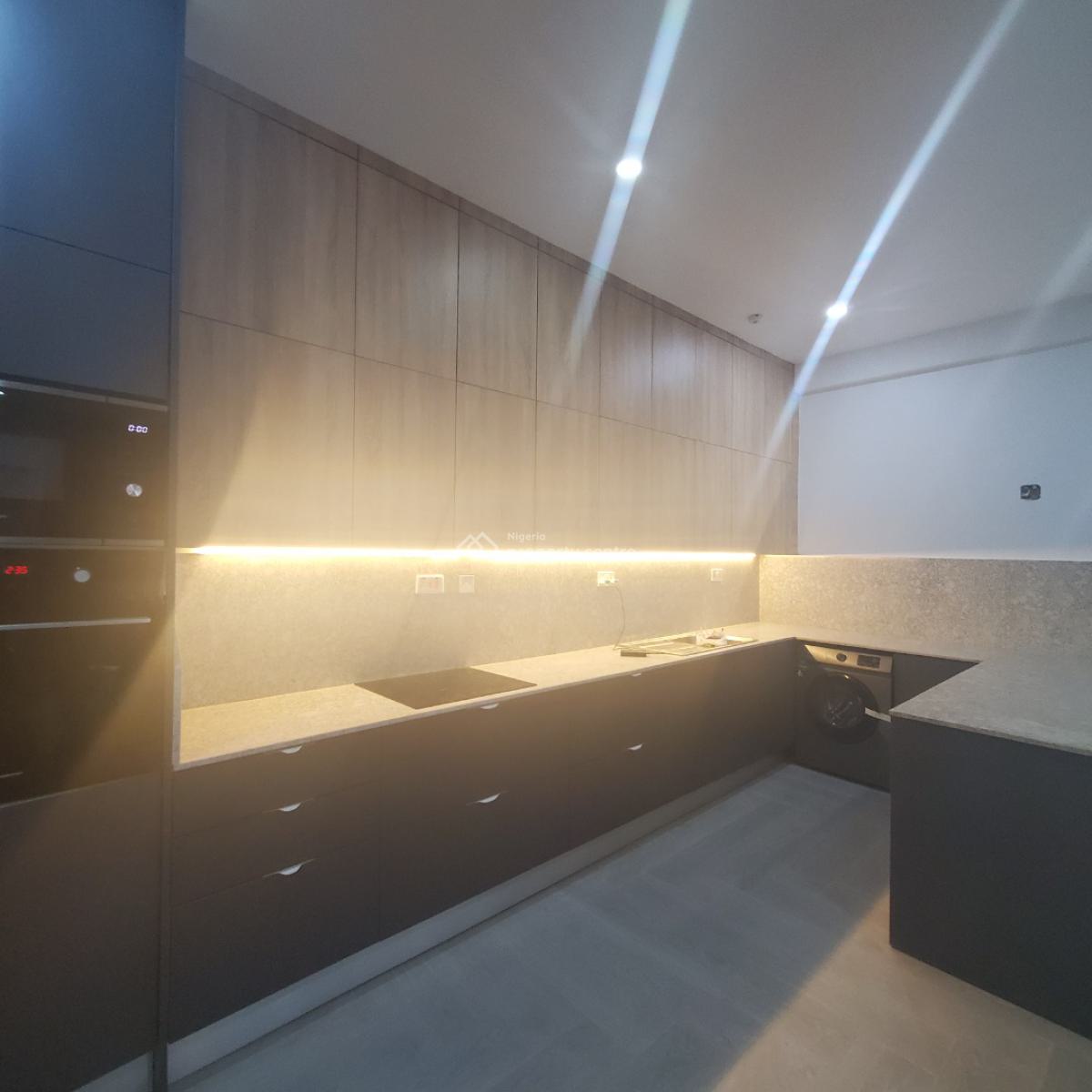 Excellent 2 Bedroom Apartment with a Pool and Elevator, Ikate, Lekki, Lagos, Flat / Apartment for Sale