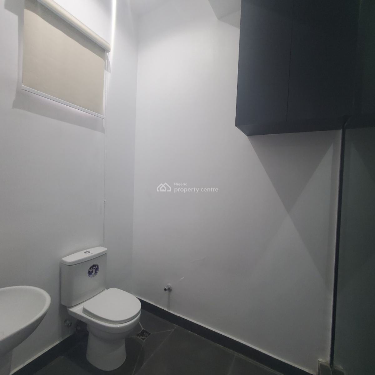 Excellent 2 Bedroom Apartment with a Pool and Elevator, Ikate, Lekki, Lagos, Flat / Apartment for Sale