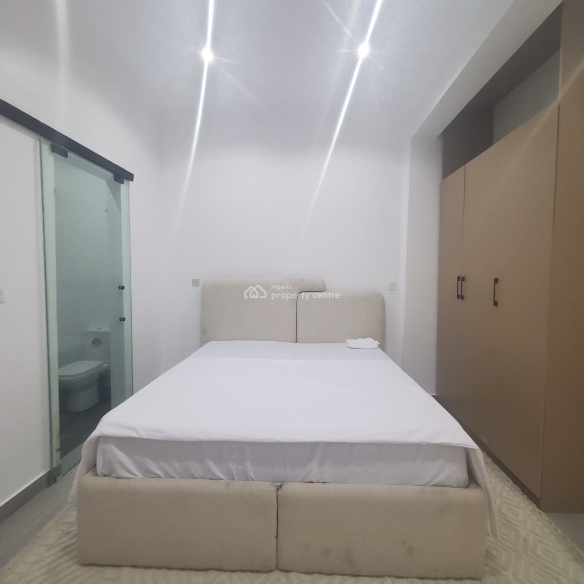 Excellent 2 Bedroom Apartment with a Pool and Elevator, Ikate, Lekki, Lagos, Flat / Apartment for Sale