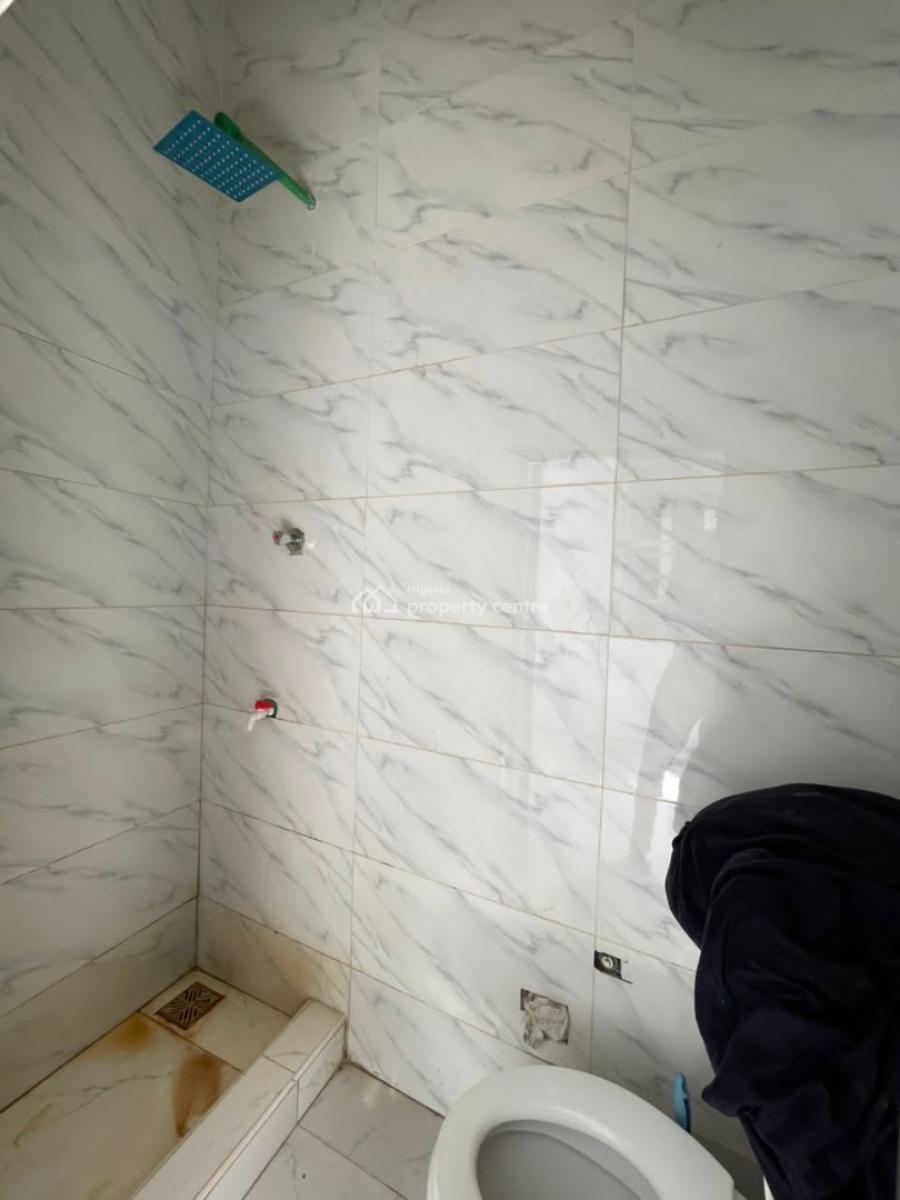 Fully Furnished Master Bedroom + Shared Kitchen, Orchid, Lekki, Lagos, Flat / Apartment for Rent