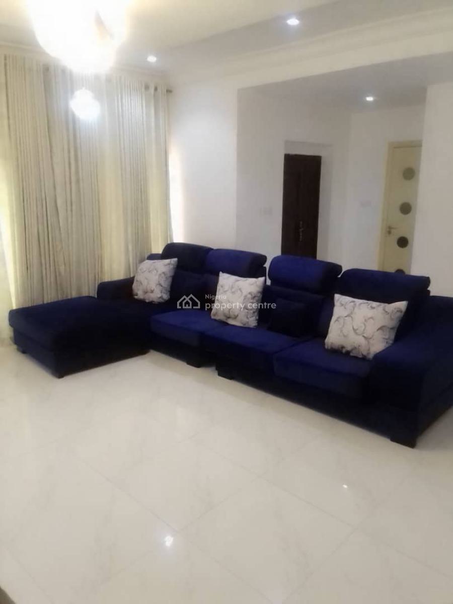 Spacious 2 Bedrooms Apartment, Ikeja Gra, Ikeja, Lagos, Flat / Apartment Short Let