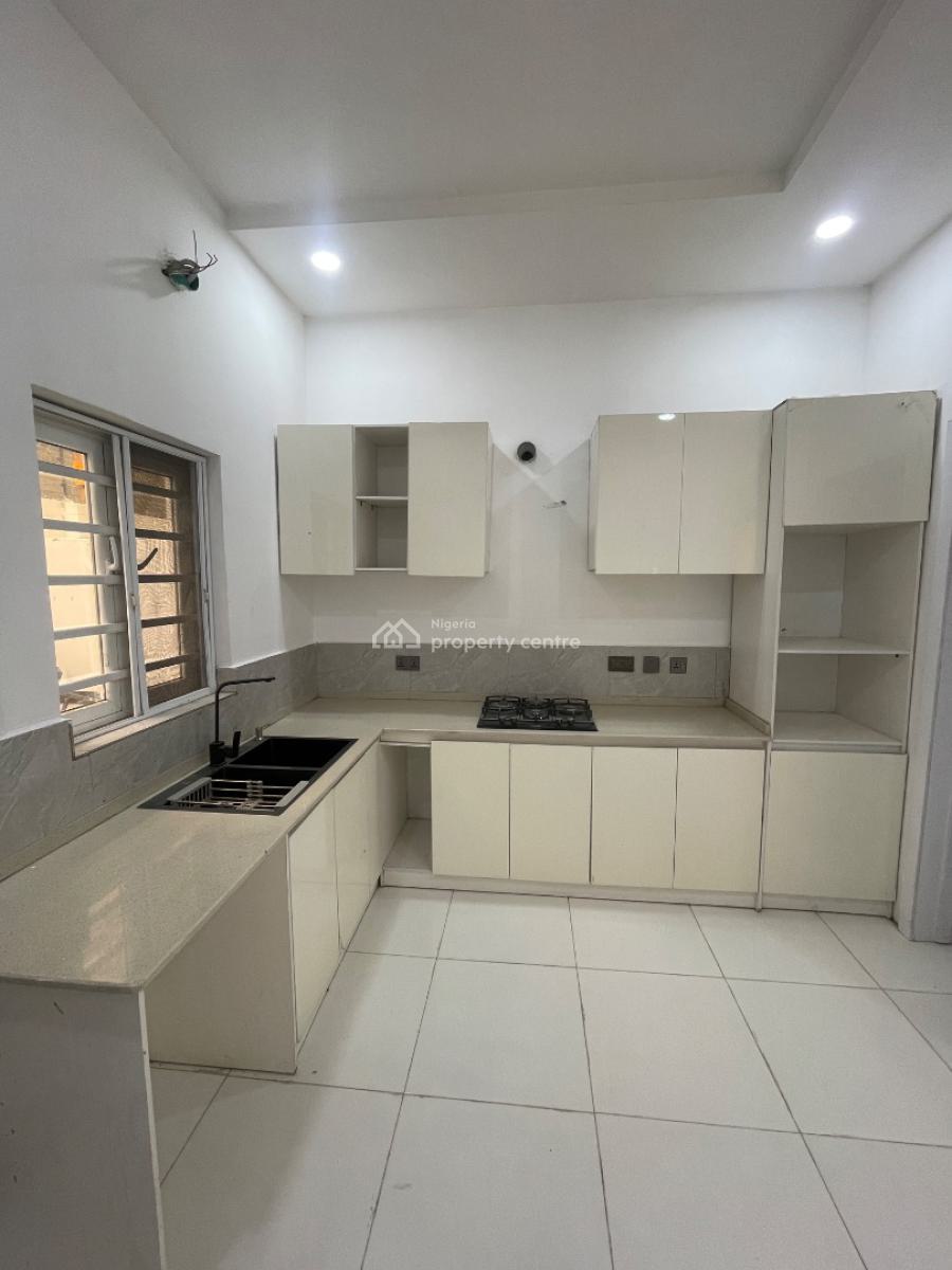 Neatly Built 4 Bedroom Terrace Duplex with Bq, Off Kusenla Road, Ikate Elegushi, Lekki, Lagos, Terraced Duplex for Sale