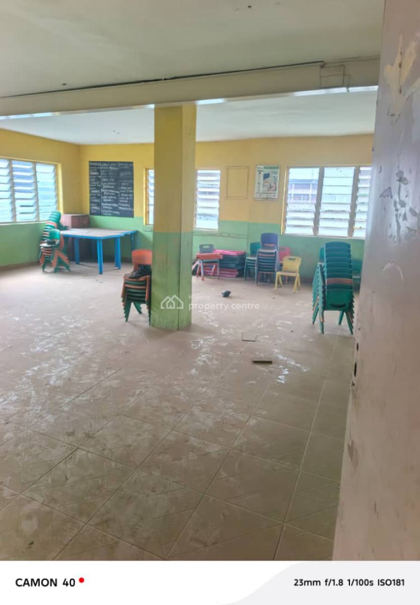 Well Maintained 5 Nos of 3 Bedroom Flat, Okunola, Egbeda, Alimosho, Lagos, Block of Flats for Sale