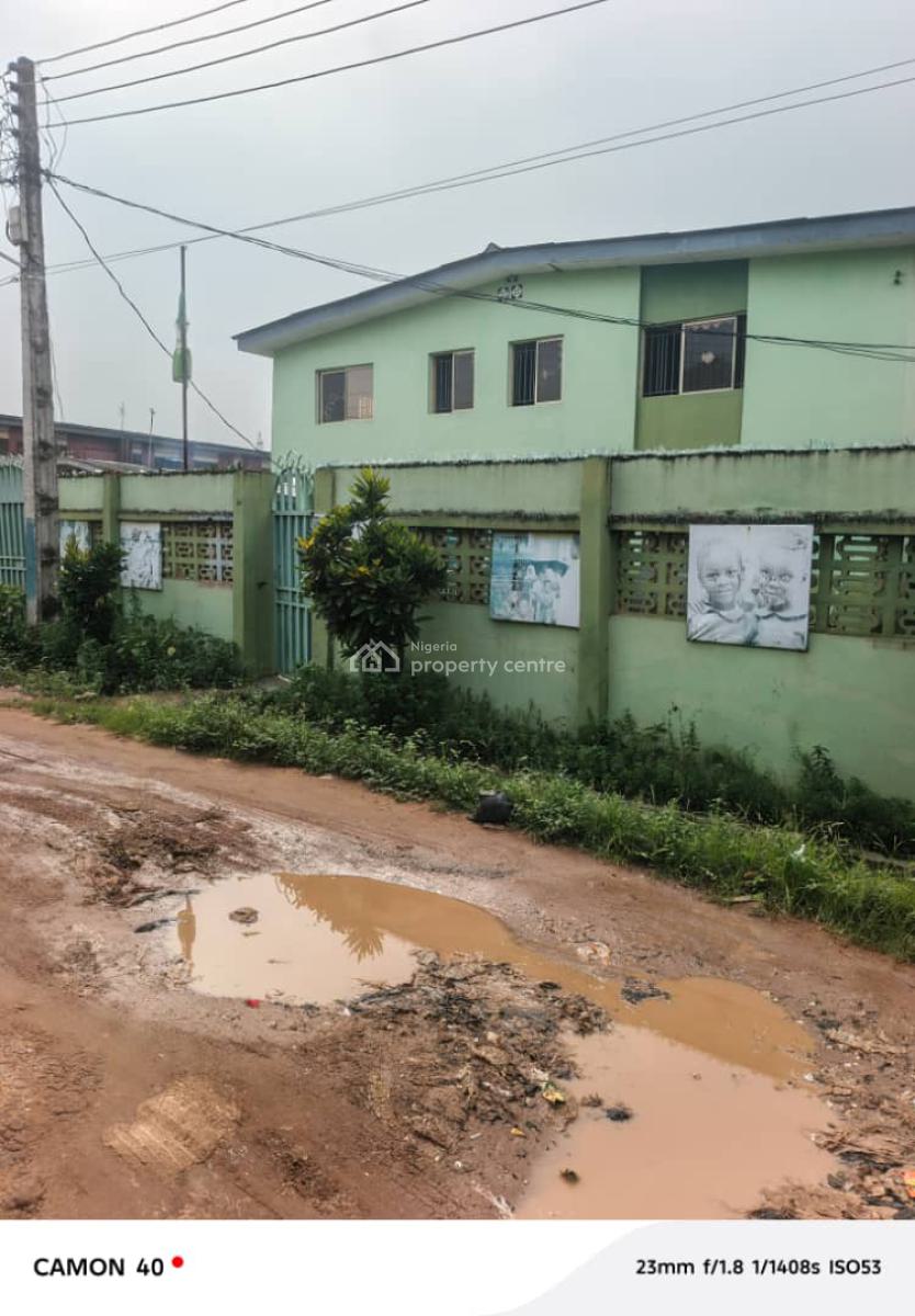 Well Maintained 5 Nos of 3 Bedroom Flat, Okunola, Egbeda, Alimosho, Lagos, Block of Flats for Sale