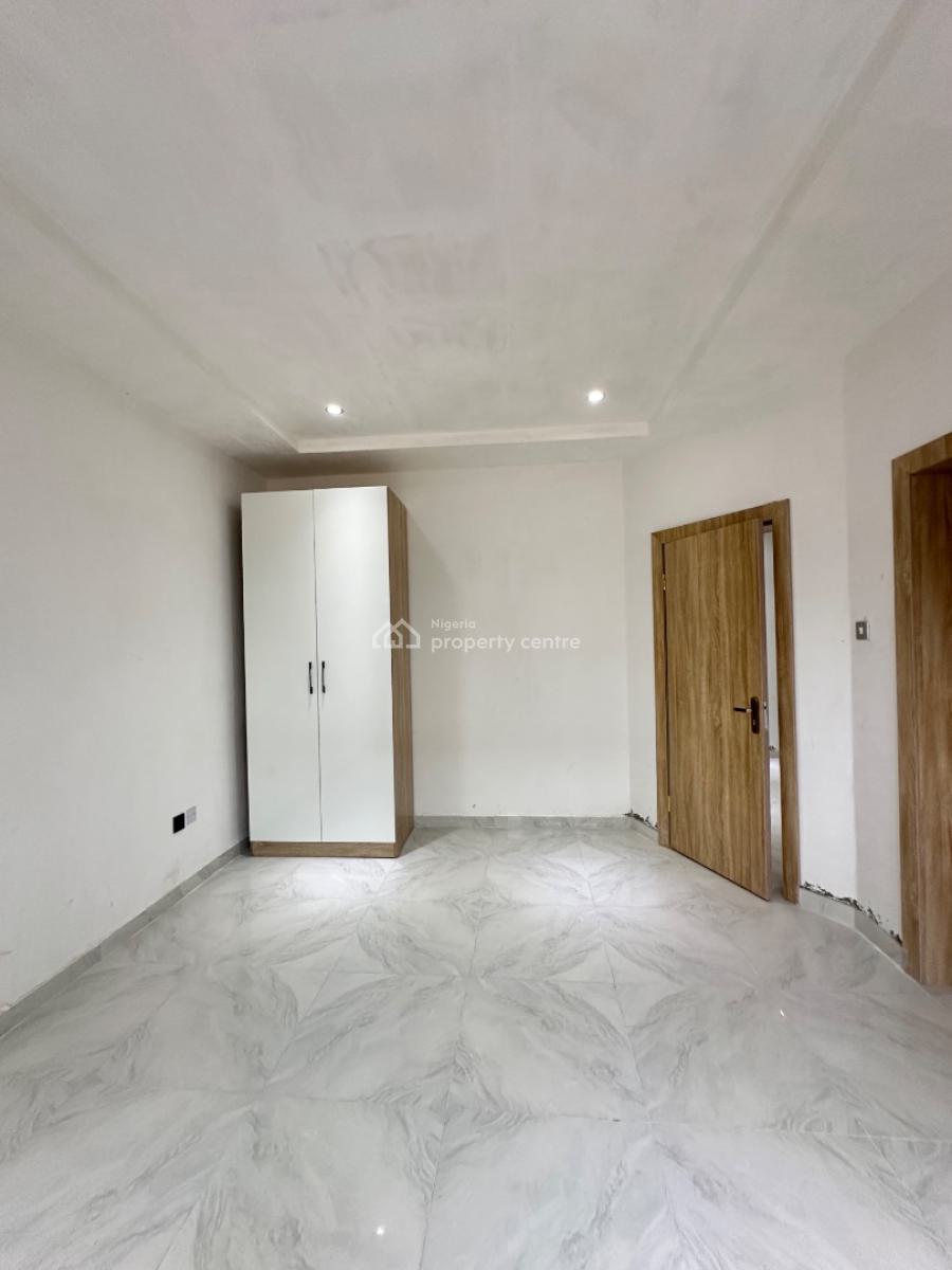 Beautifully Built 4 Bedroom Terrace Duplex with Pool and Gym, Lekki Phase 1, Lekki, Lagos, Terraced Duplex for Rent
