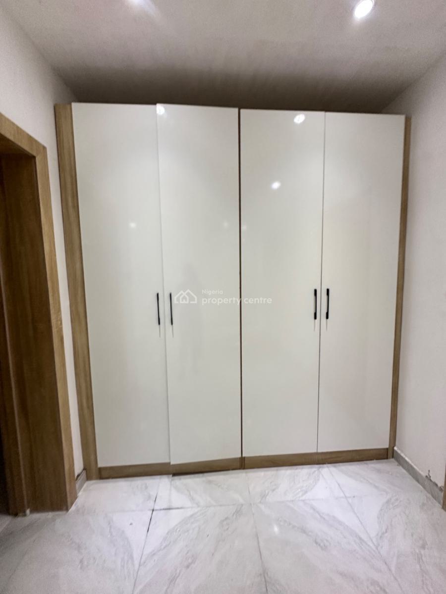 Beautifully Built 4 Bedroom Terrace Duplex with Pool and Gym, Lekki Phase 1, Lekki, Lagos, Terraced Duplex for Rent